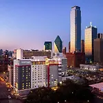 Courtyard By Marriott Dallas Downtown/Reunion District