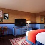 Graduate By Hilton Dallas