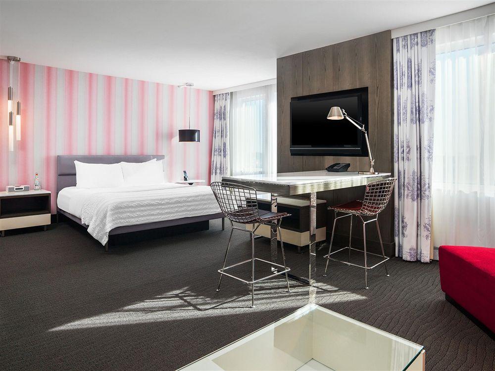 Hotel Le Meridien By The Galleria
