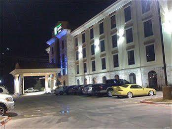 Comfort & Medical-market Center Hotel