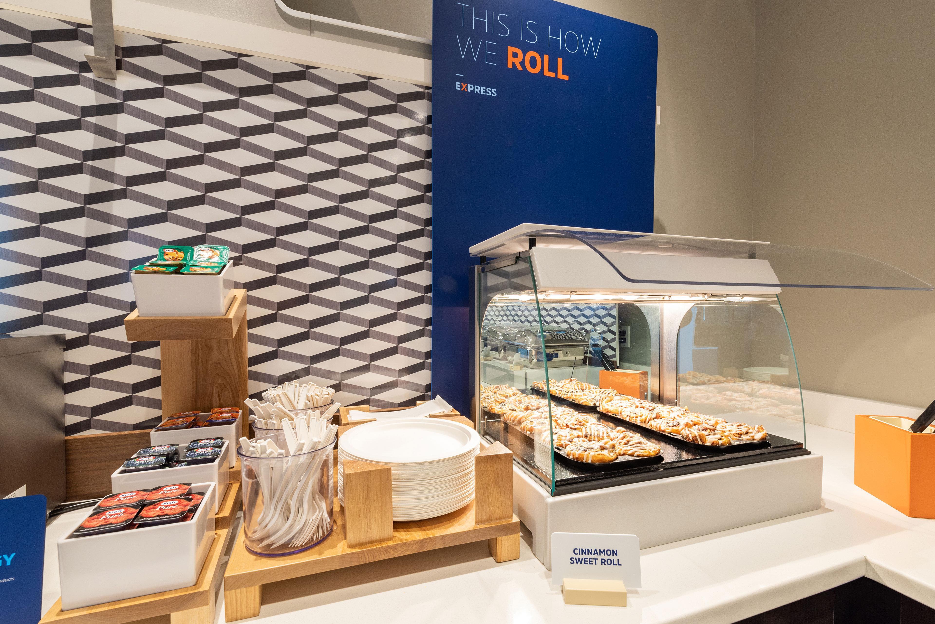 Hotel Express & West By Ihg Dallas