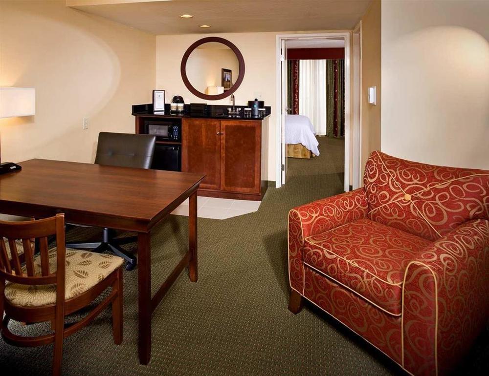 Hotel Embassy - Park Area 3*