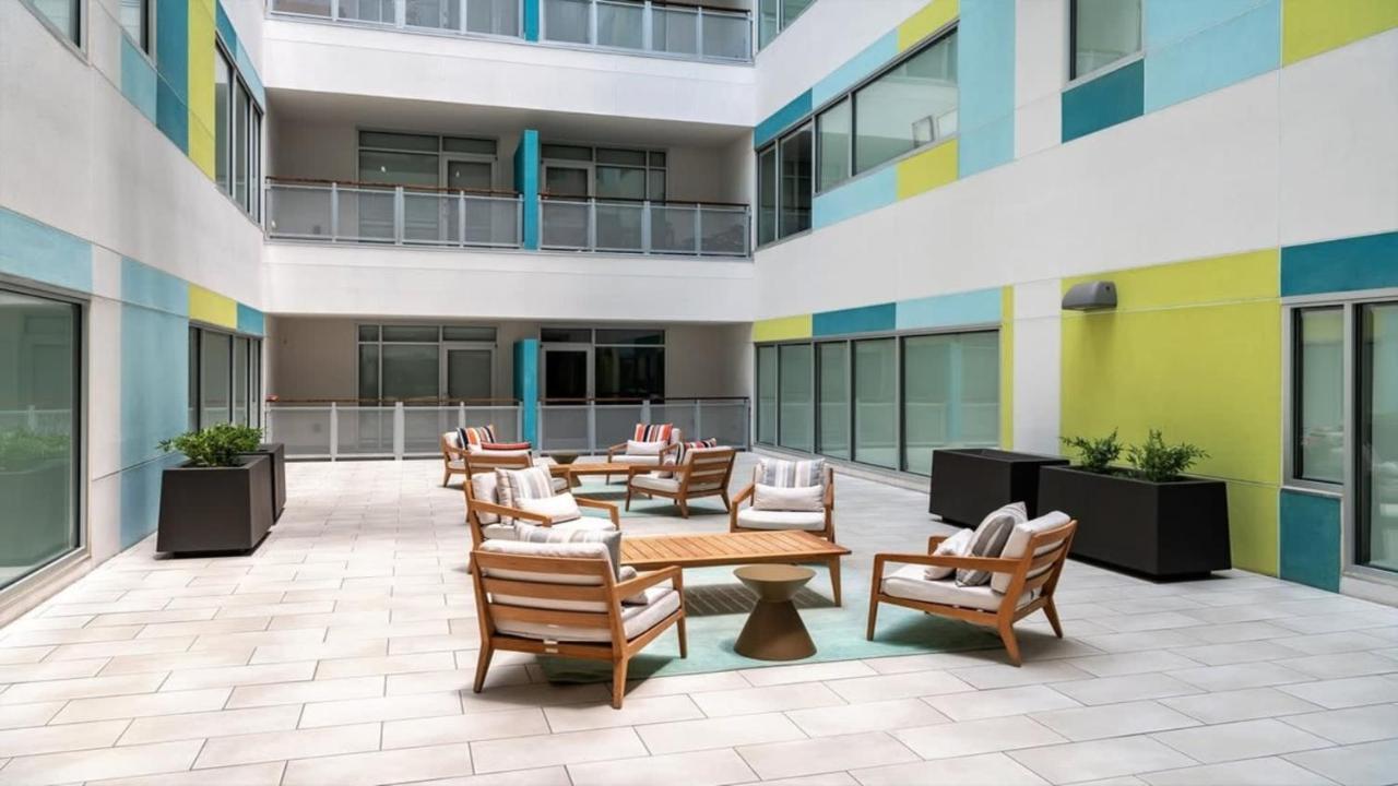 Bold Cozysuites With Gym, Roof #7 Apartment