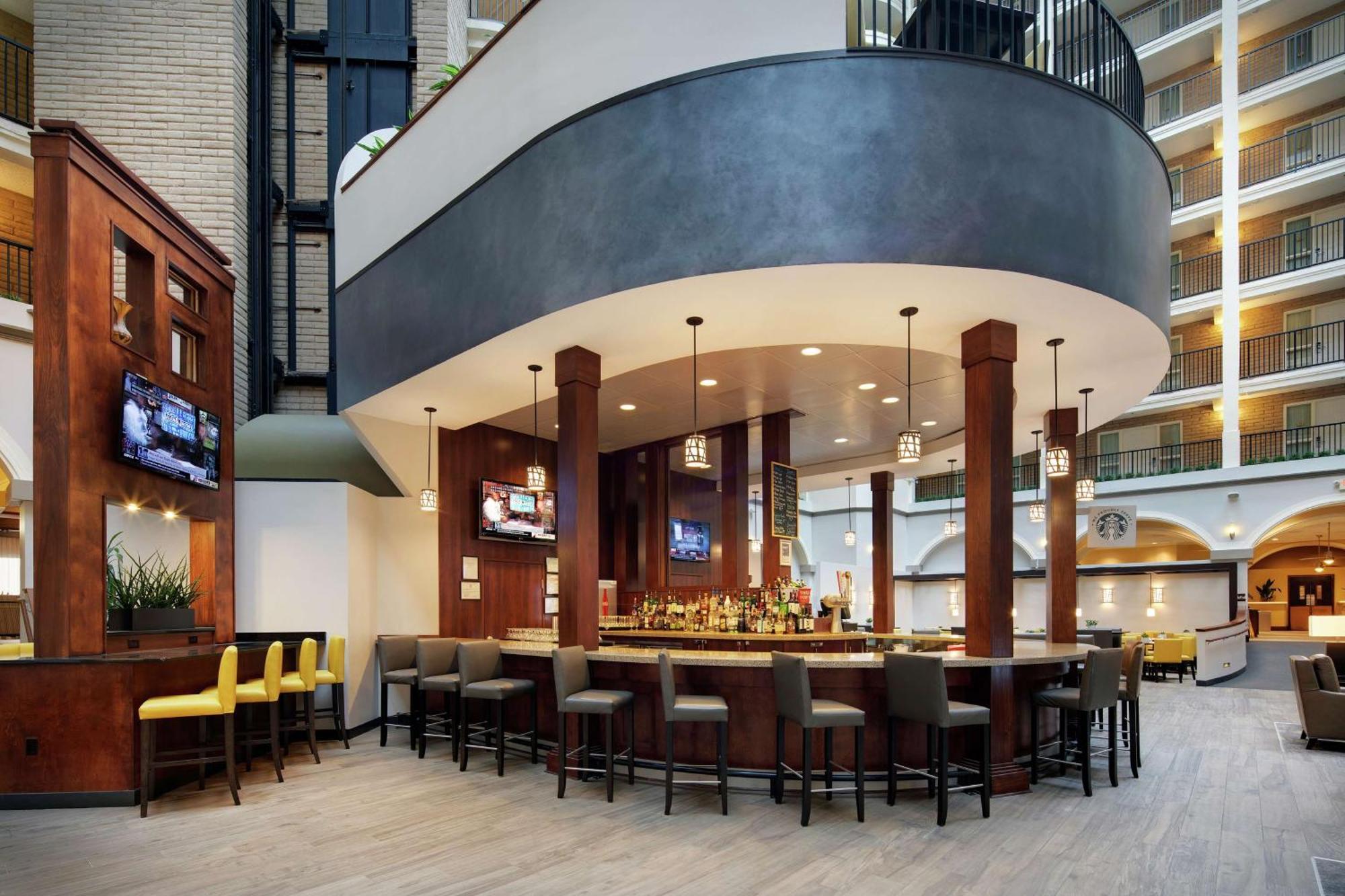 Embassy - Park Area Hotel 3*