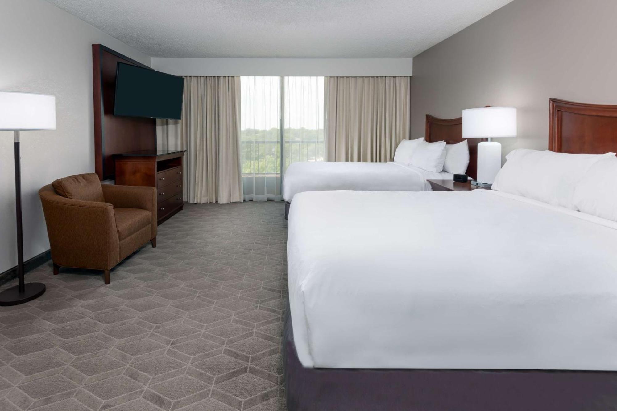 Embassy - Park Area 3* Dallas