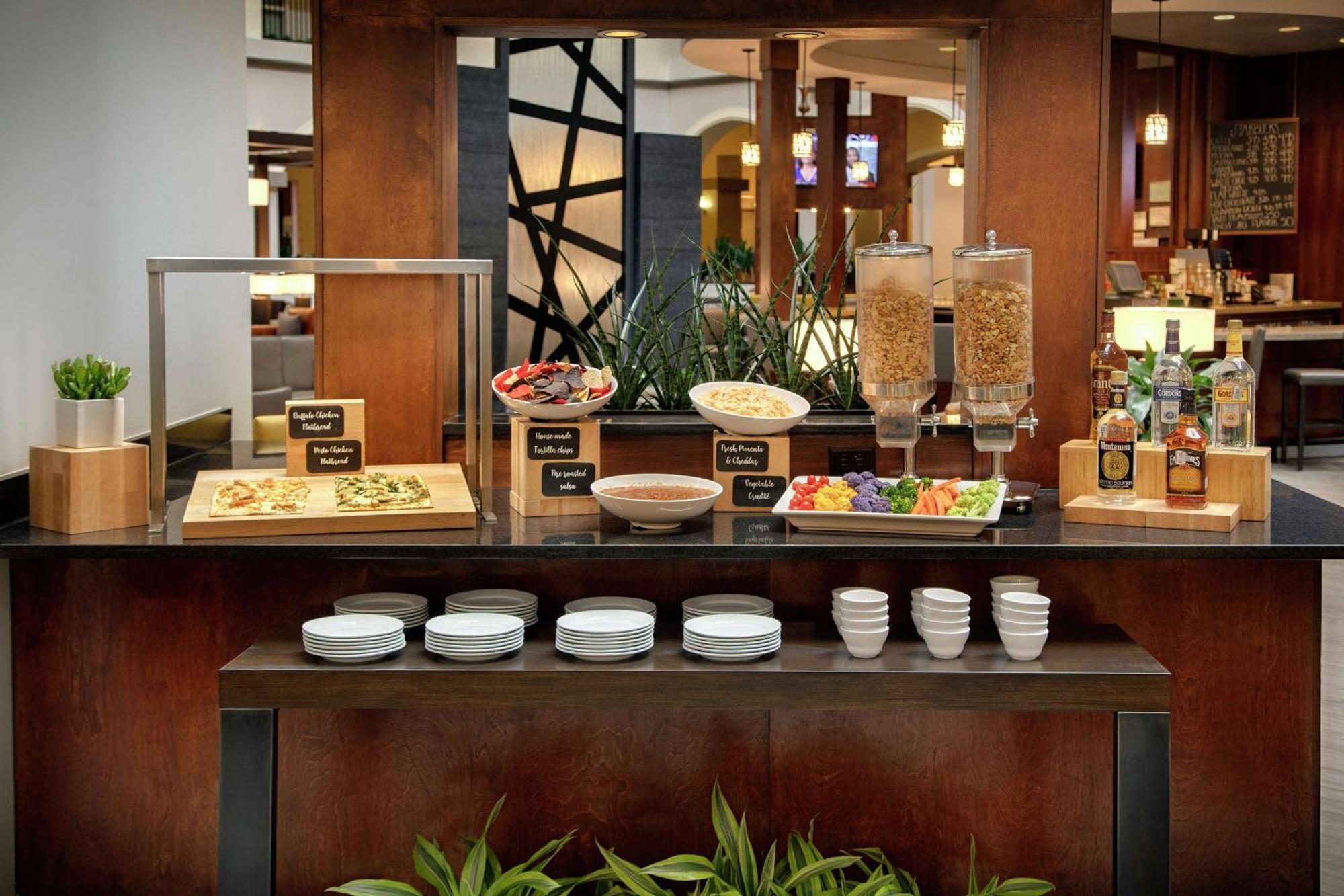 Hotel Embassy - Park Area 3*