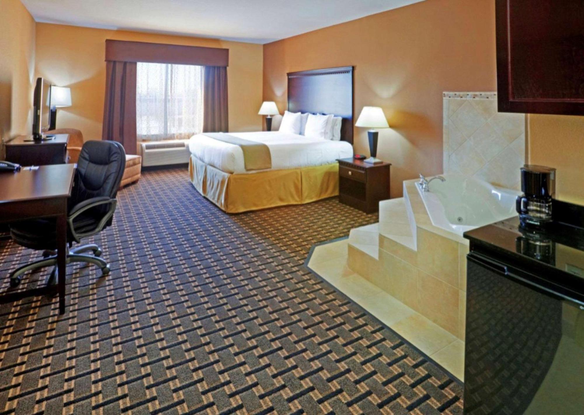 Comfort & Medical-market Center Hotel 3*