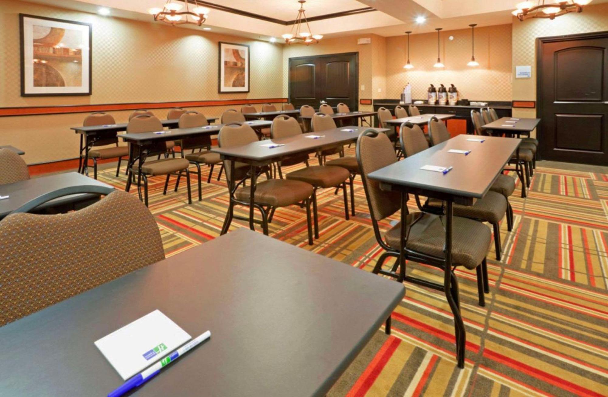 Hotel Comfort & Medical-market Center