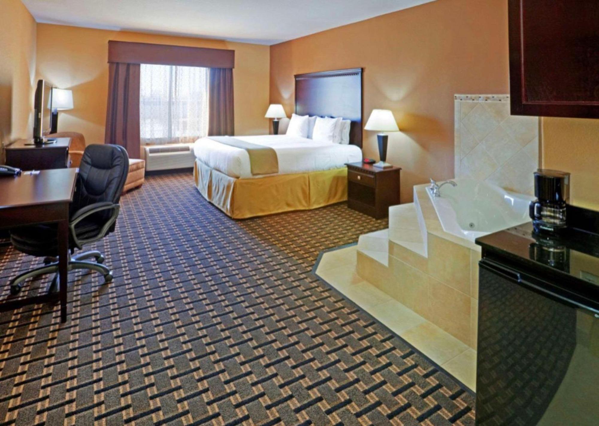 Hotel Comfort & Medical-market Center