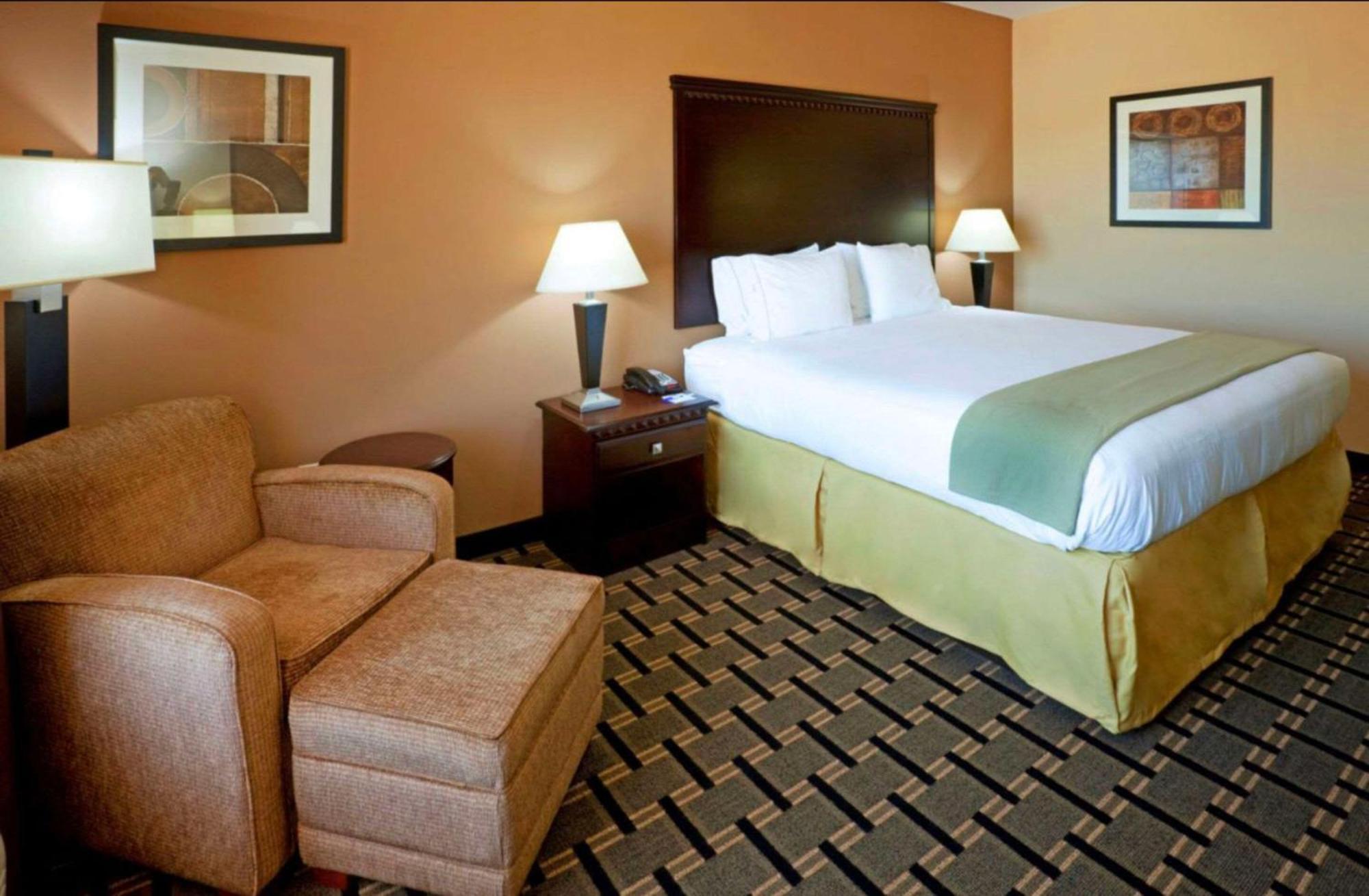 Comfort & Medical-market Center Hotel 3*