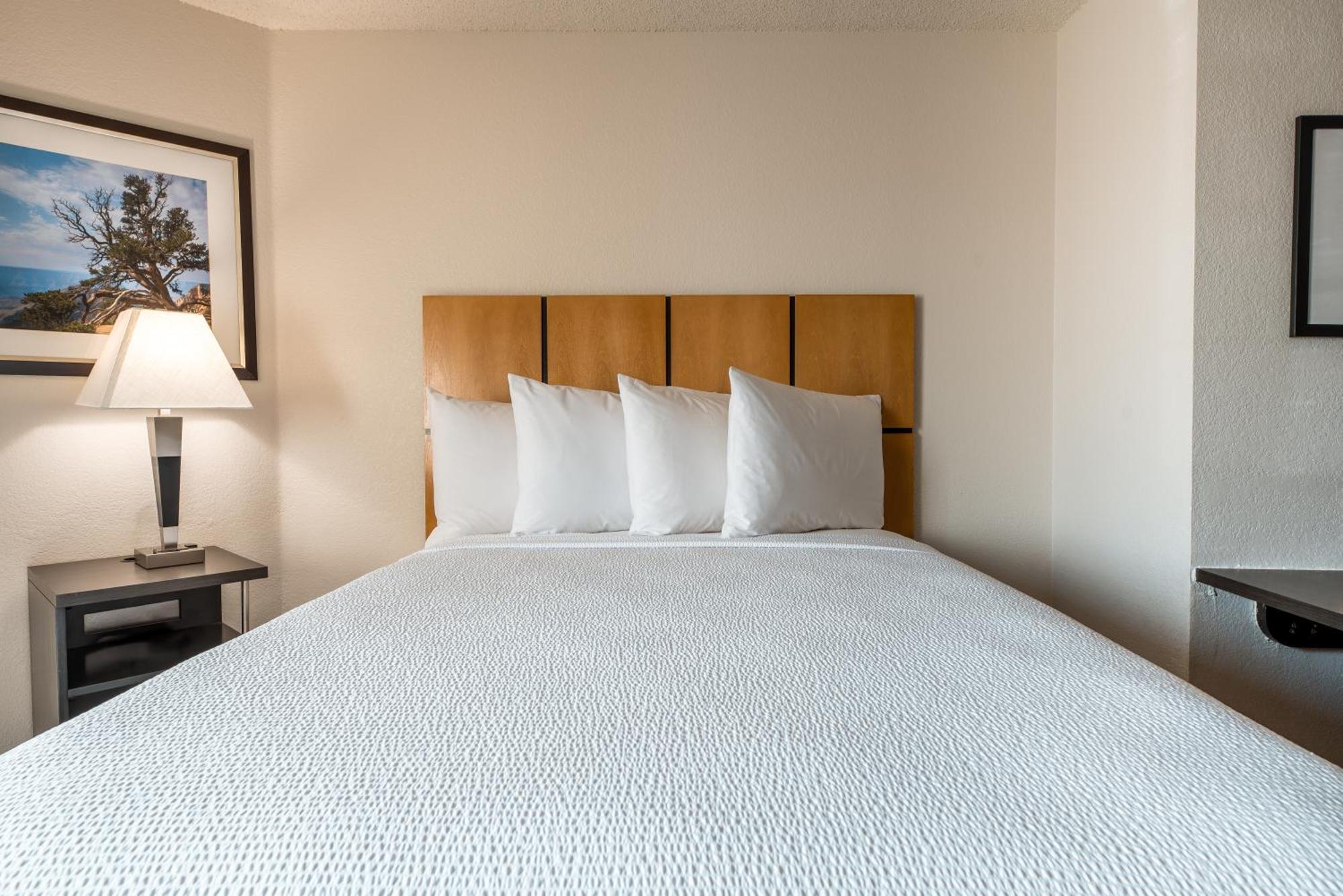 Hotel Sonesta Simply Richardson
