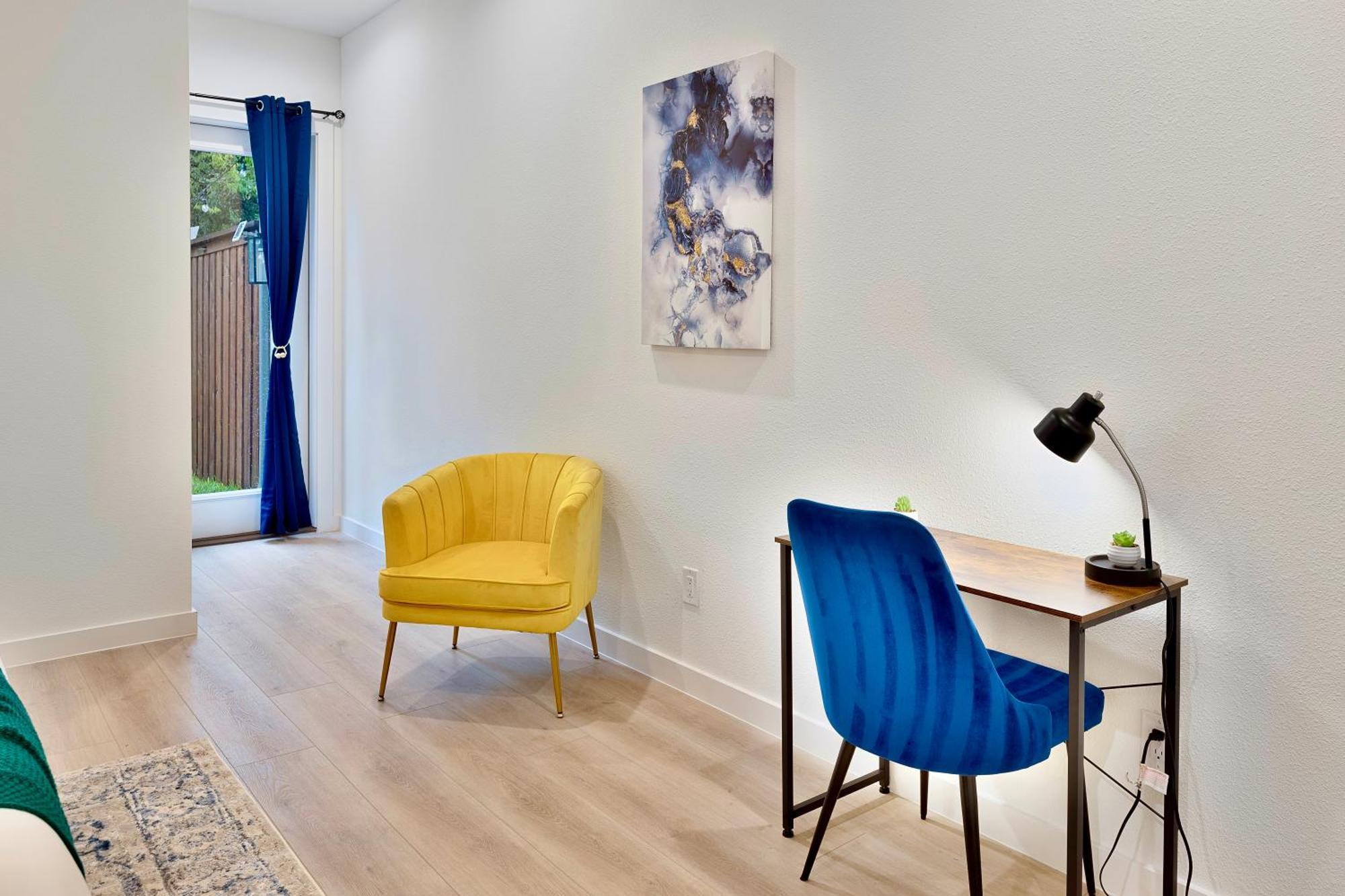 Villa Modern Family Gem Pool Table, Arcade And Dallas