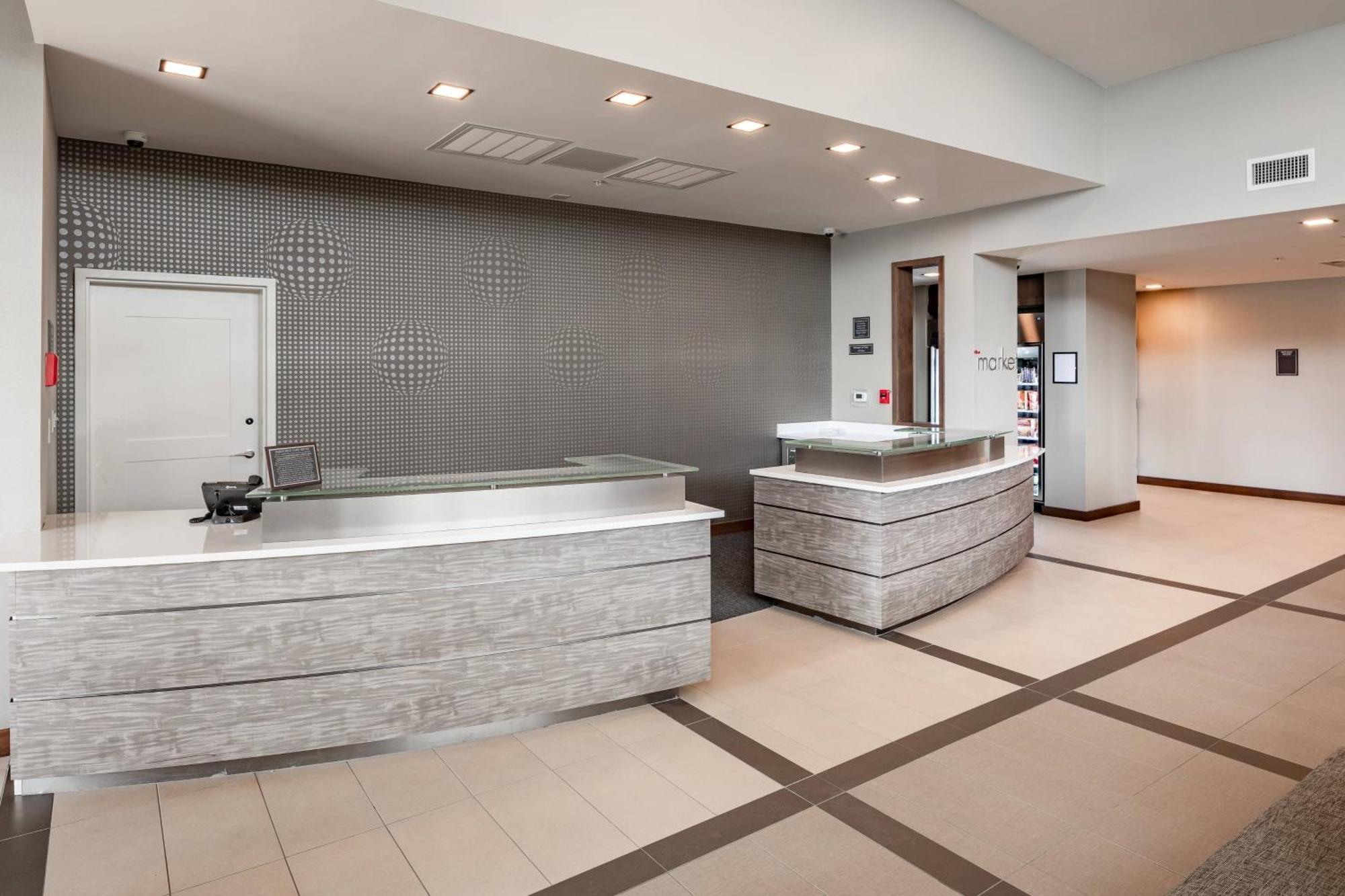 By Marriott At The Canyon Hotel 3*