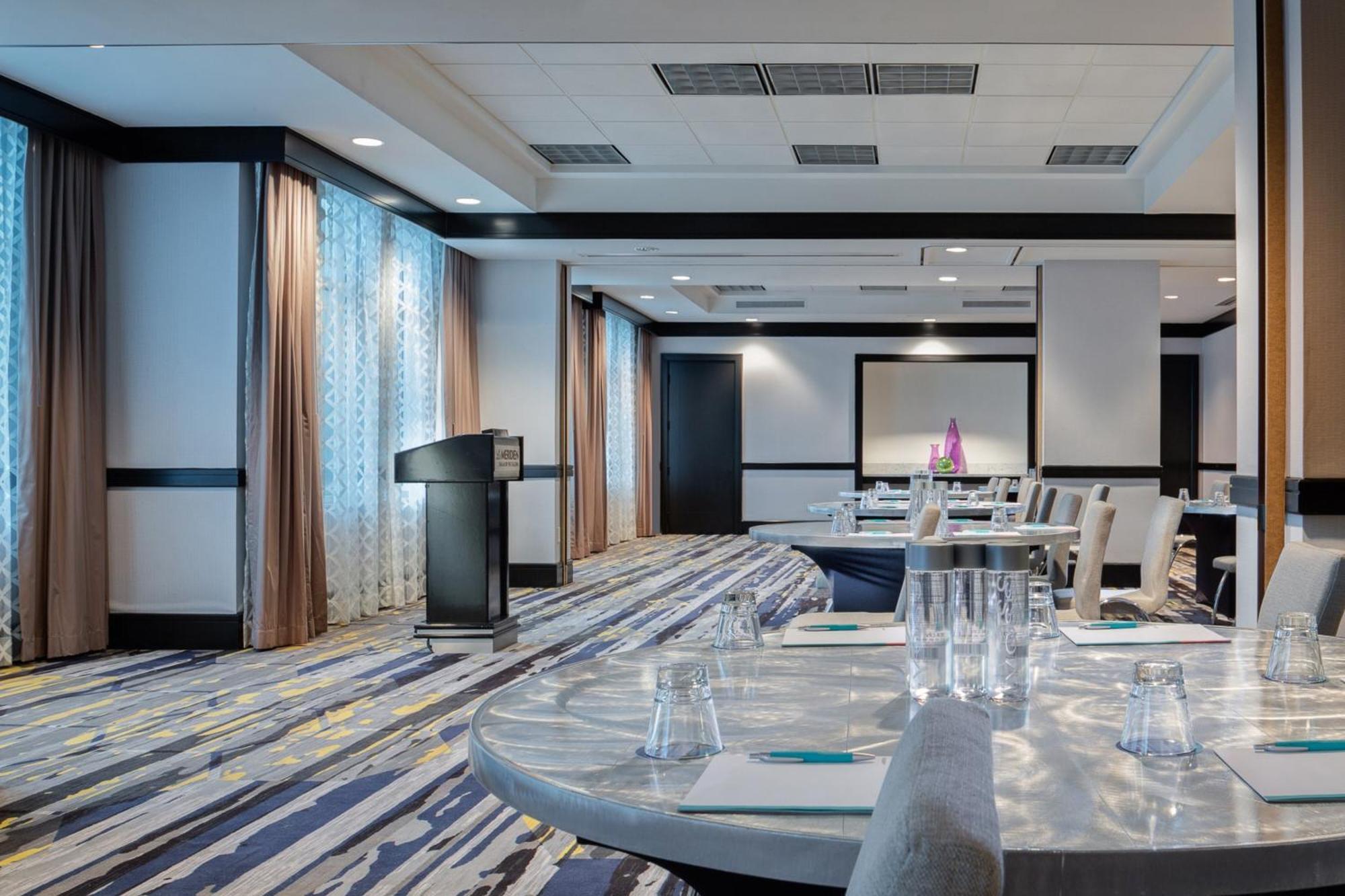 Le Meridien By The Galleria Hotel Dallas