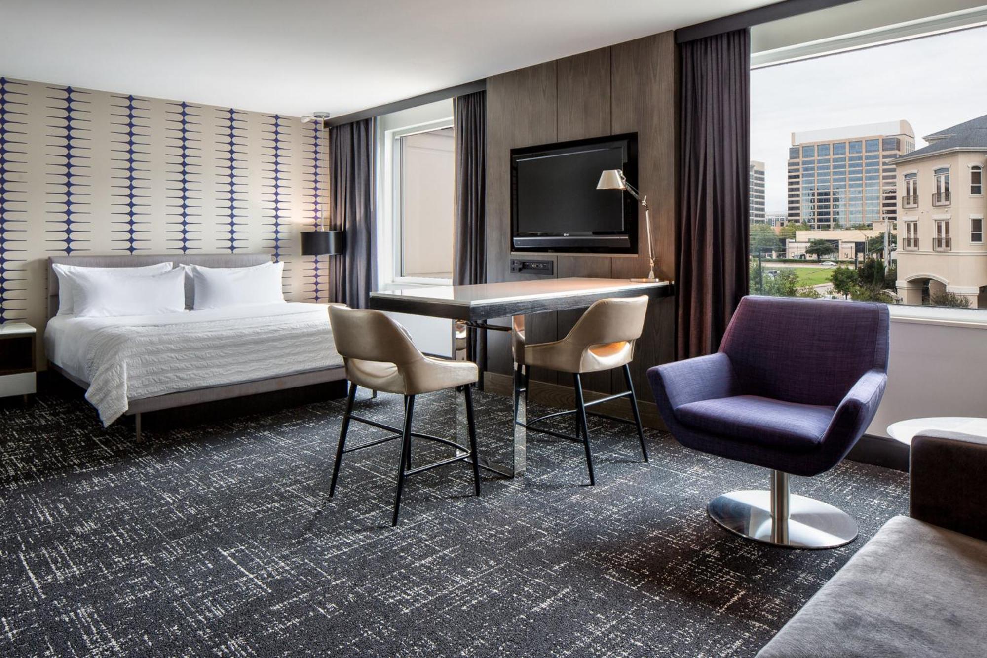 Le Meridien By The Galleria Hotel 4*