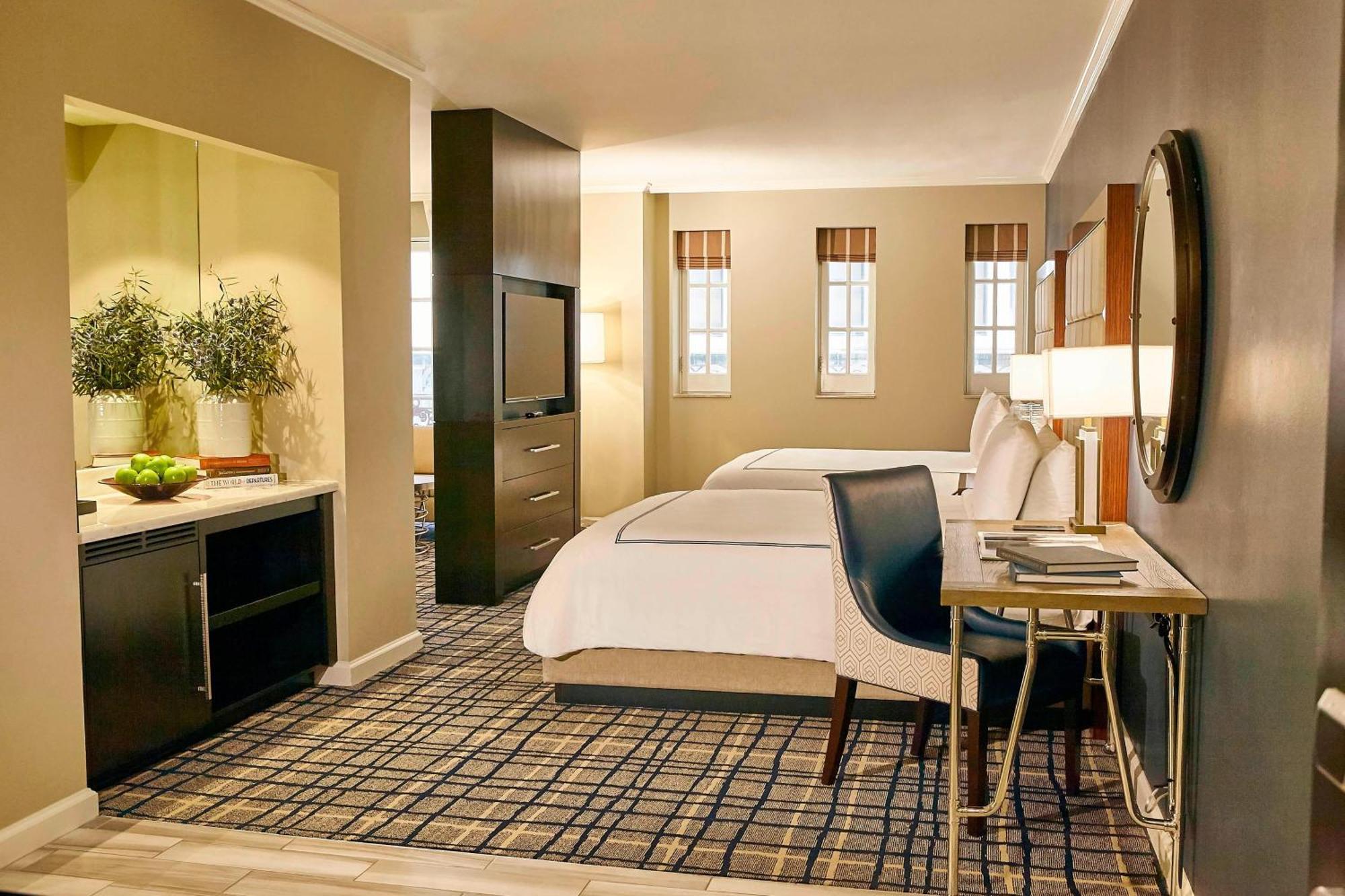 Hotel The Adolphus, Autograph Collection