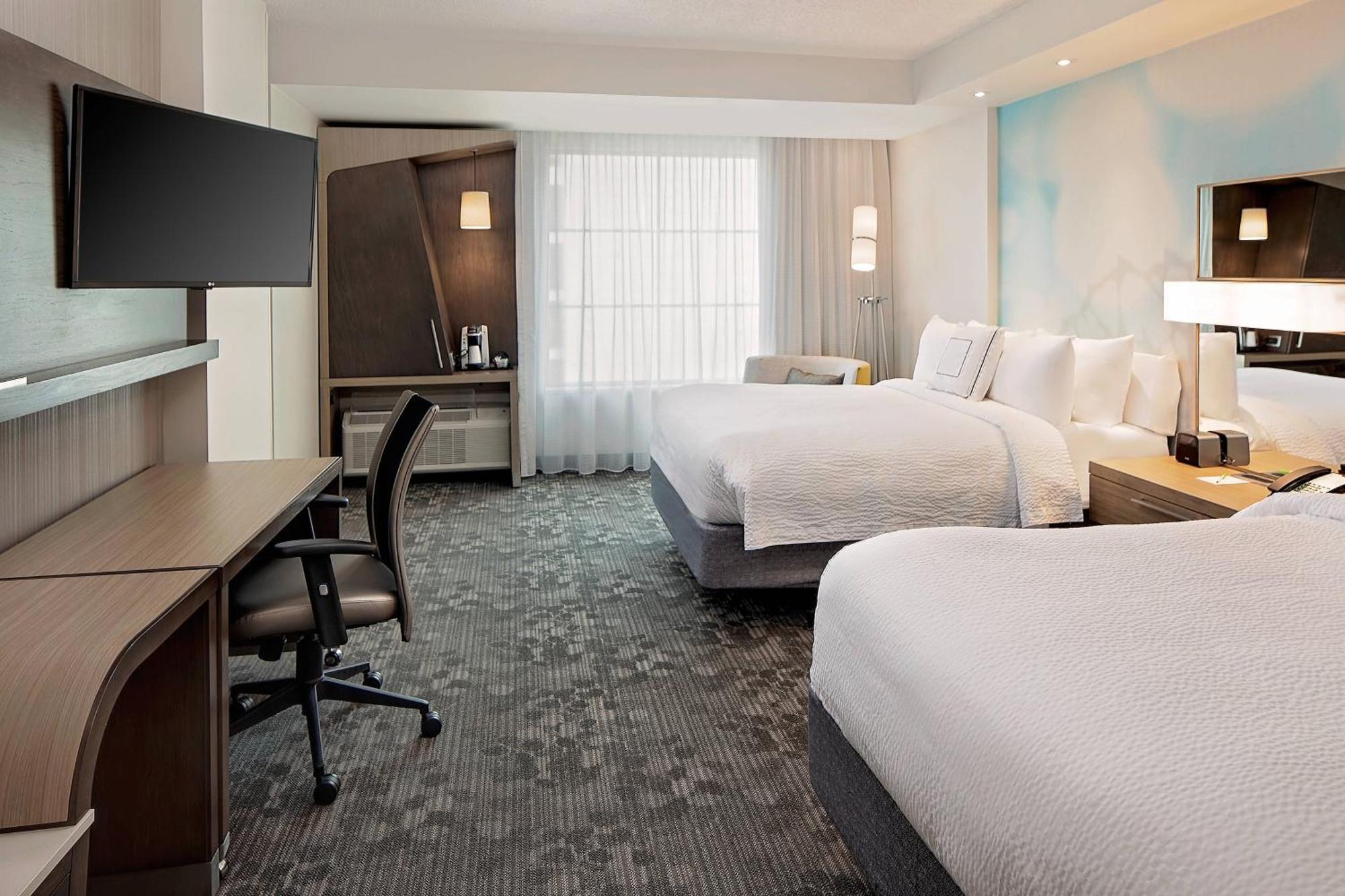 Hotel Courtyard By Marriott Downtown/reunion District 3*