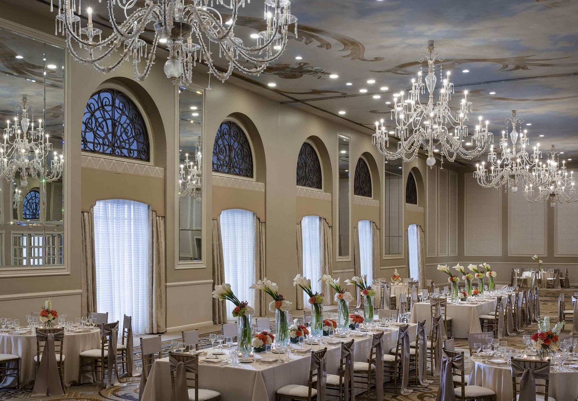 Hotel The Adolphus, Autograph Collection