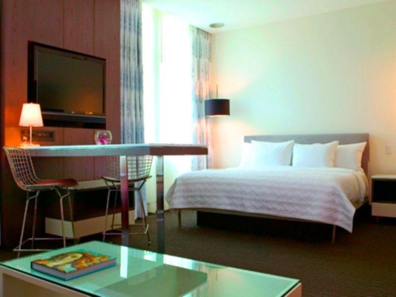 Hotel Le Meridien By The Galleria 4*