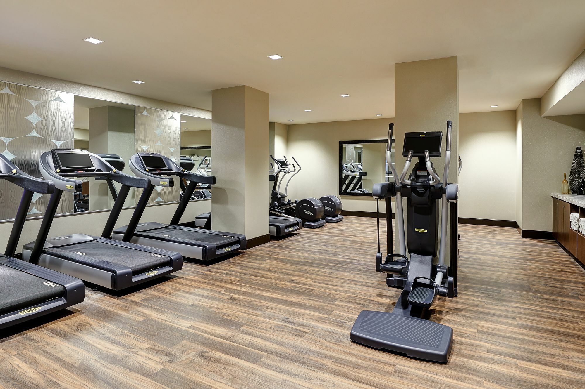 By Marriott Downtown 3*