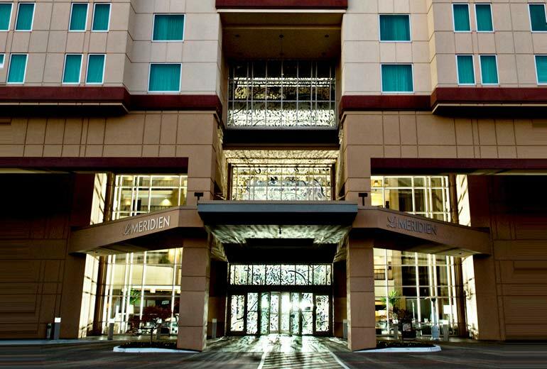 Le Meridien By The Galleria Hotel 4*