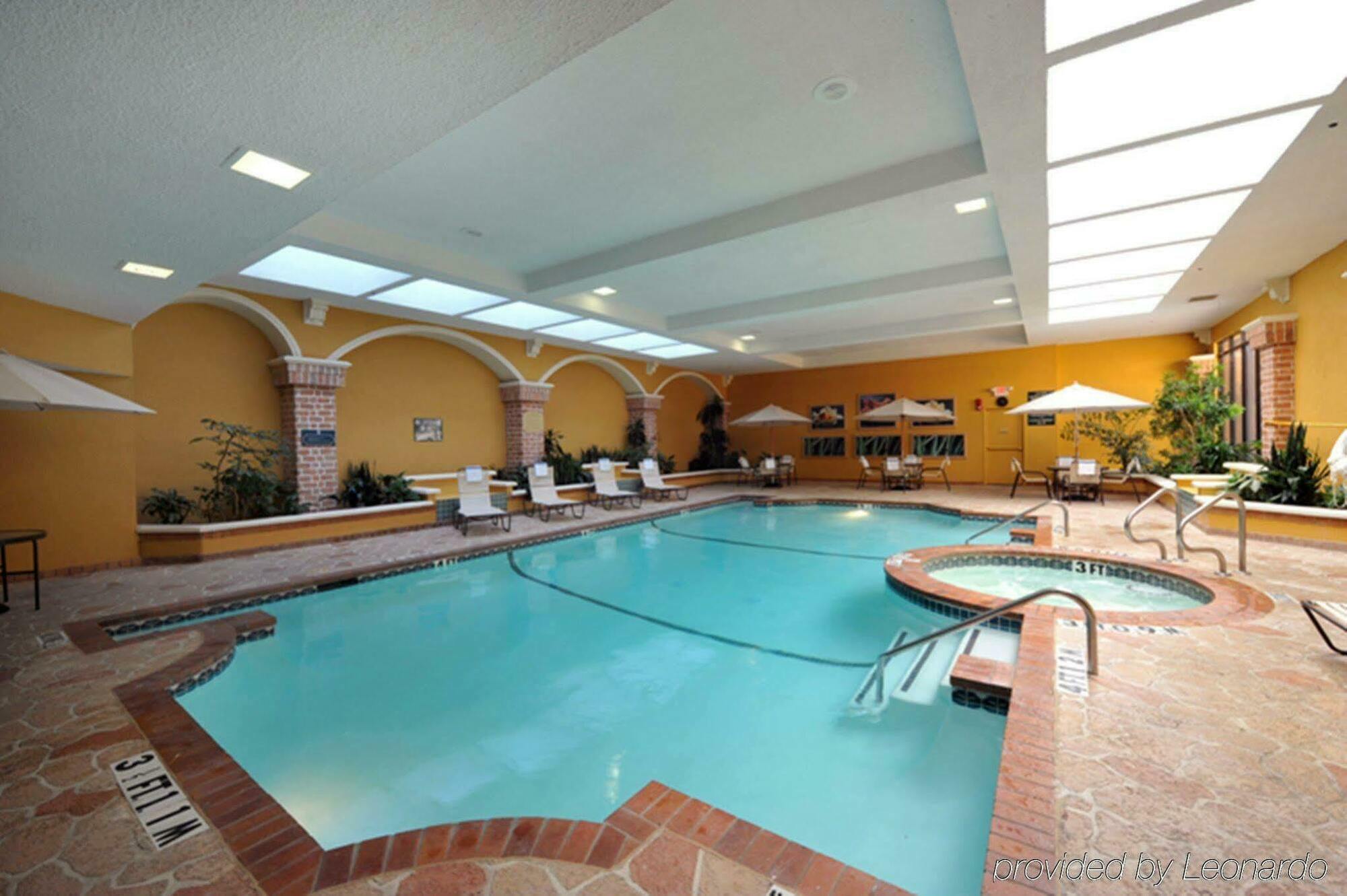 Embassy - Park Area 3* Dallas