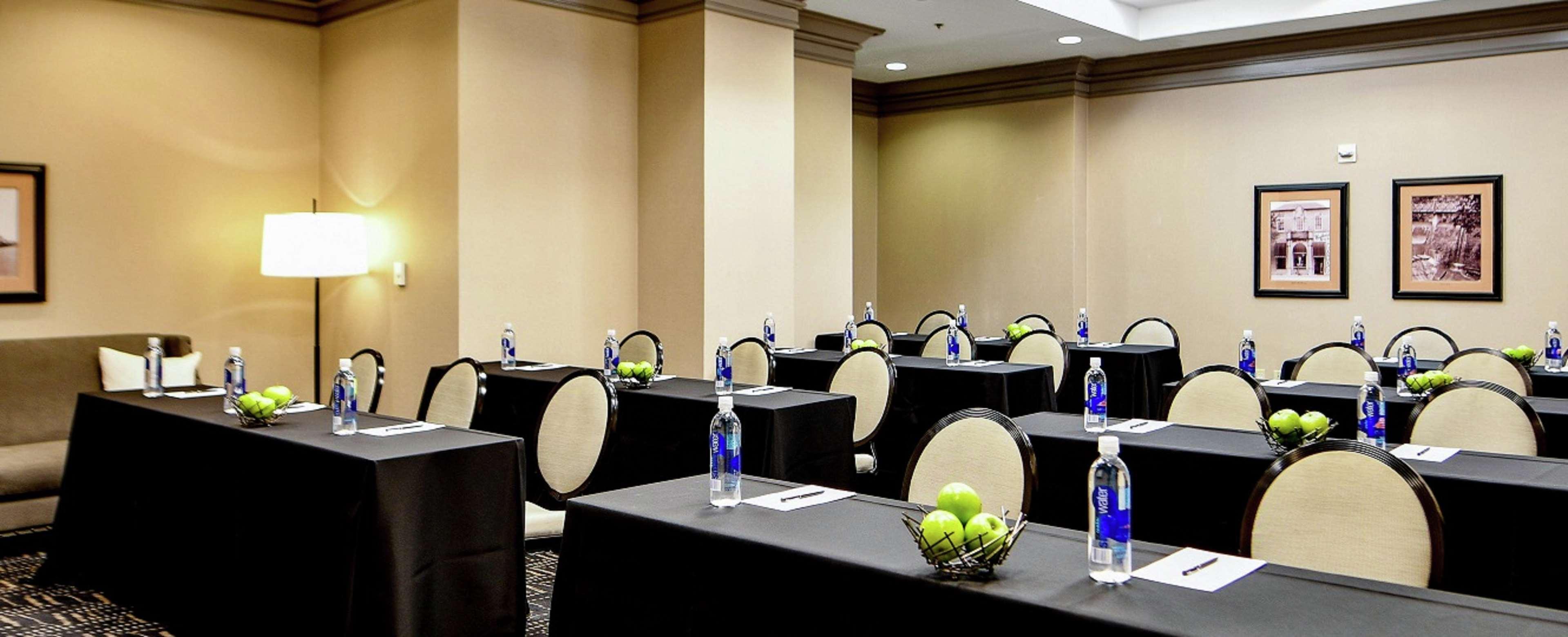 Hilton Dallas-park Cities Hotel 3*