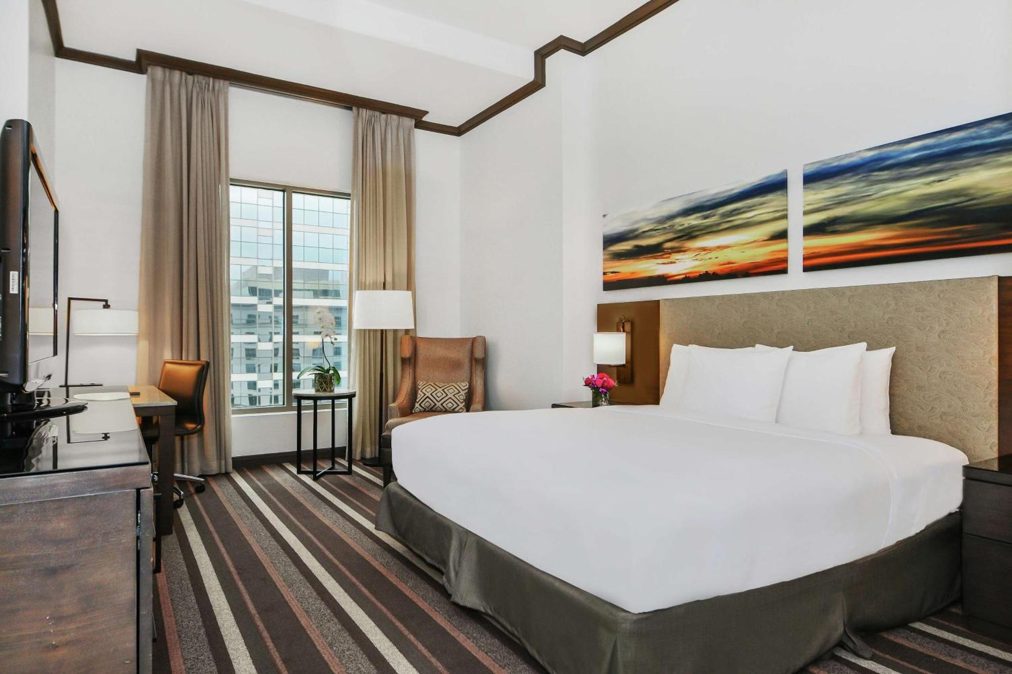 Hilton Dallas-park Cities 3*