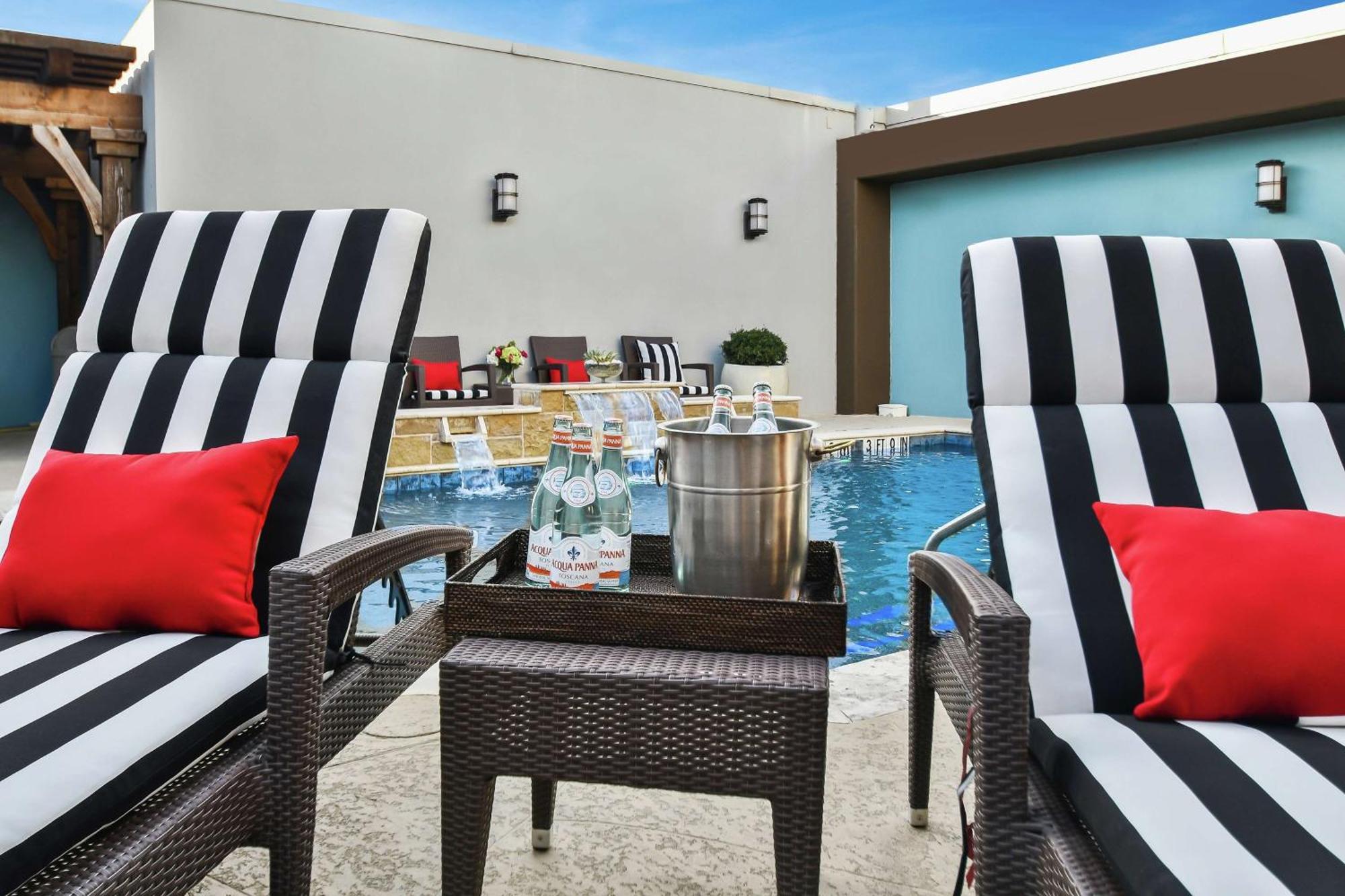 Hilton Dallas-park Cities 3*