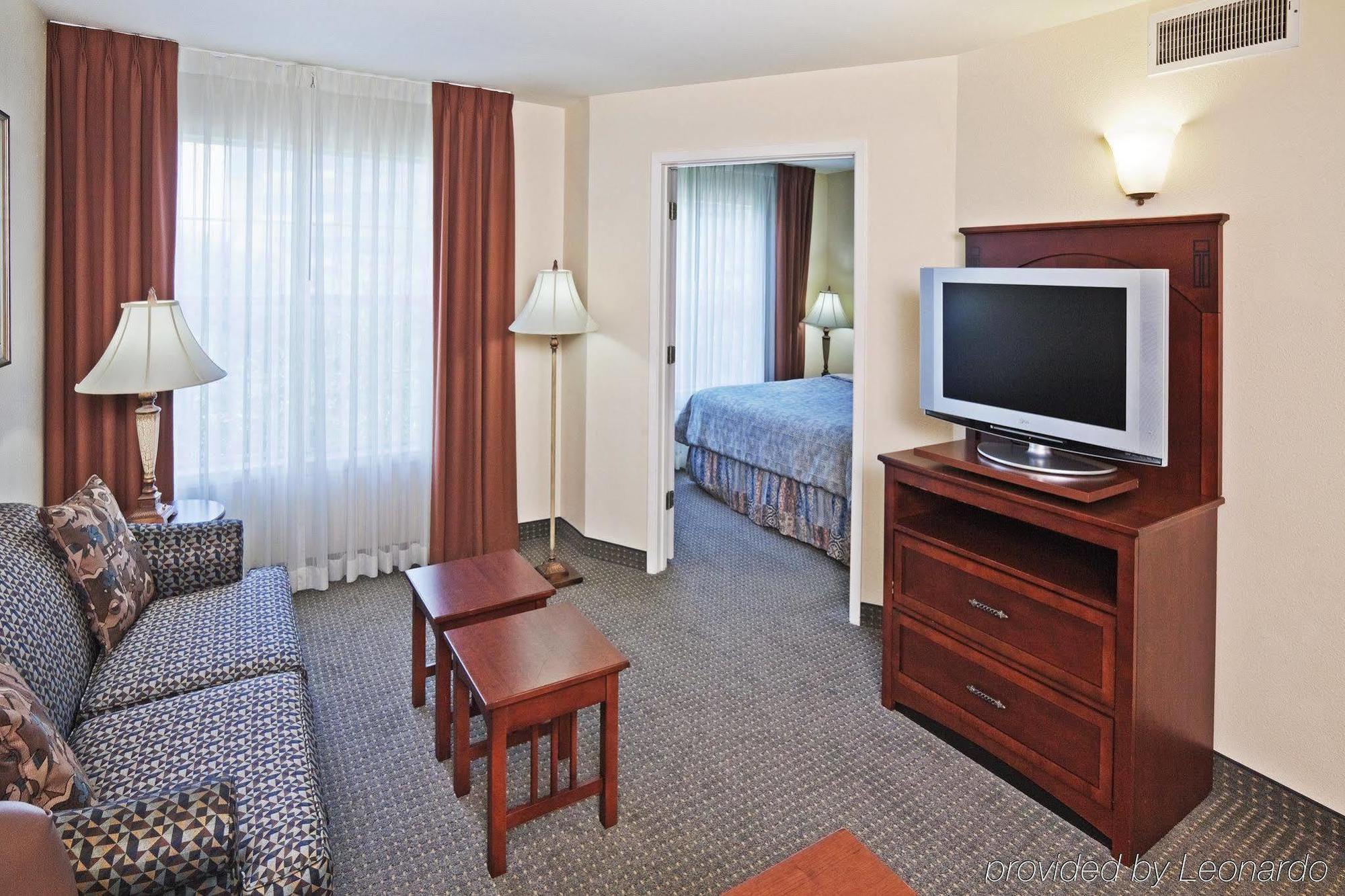 Staybridge Dallas/addison, An Ihg 3*