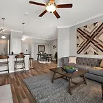 Uptown Dallas Apartments