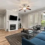 Uptown Dallas Apartments