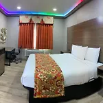 Buzen Suites Las Colinas