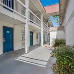Motel 6-Dallas, Tx - Market Center