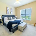 1Br Executive Suite With Pool, Gym & Fast Wi-Fi By Envitae