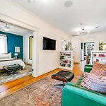 Beautiful Art Bungalow