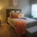 Contemporary Mid-Rise Apartment By Downtown Dallas