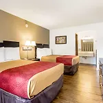 Econo Lodge Airport I-35 North