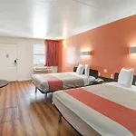 Motel 6-Dallas, Tx - Forest Lane