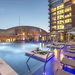 Downtown Dallas Apt With View Walking Distance To Aac With Free Parking Pool Wifi