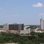 Luxury High-Rise Condo Downtown Dallas