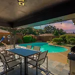 Modern And Spacious Dallas Getaway W Private Pool