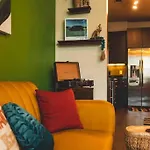 Cozi Uptown Bohemian Oasis W/ King Bed And Hammock