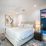 Skyline View Luxury 3 Story Townhouse