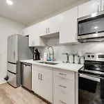 Getaway Located In The Heart Of Dallas