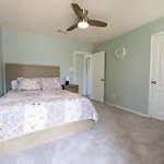 3 Bedroom Dallas Escape