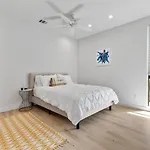 Eastvillage Signature Villas By Dunyha