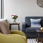 16Th Fl Bold Cozysuites With Pool, Gym #2