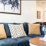 Stay Awhile In This Cozy 1 Bed Apt
