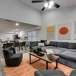 Far North Dallas Chic Haven